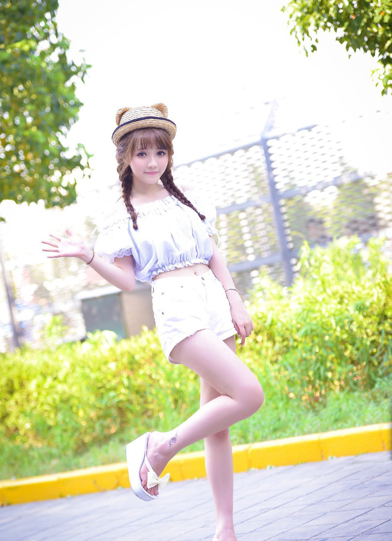 “嗡嗡嗡~”